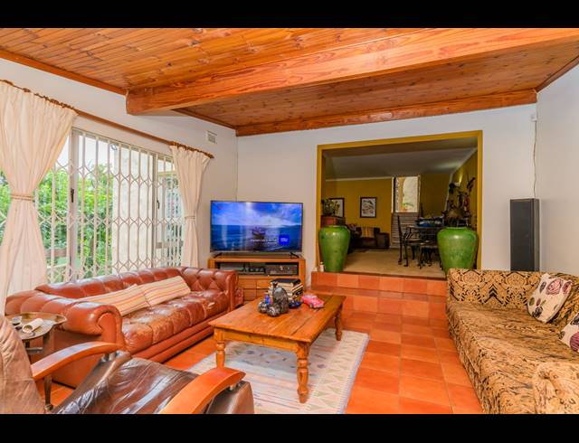 3 BEDROOM DUPLEX FOR SALE IN WESTVILLE